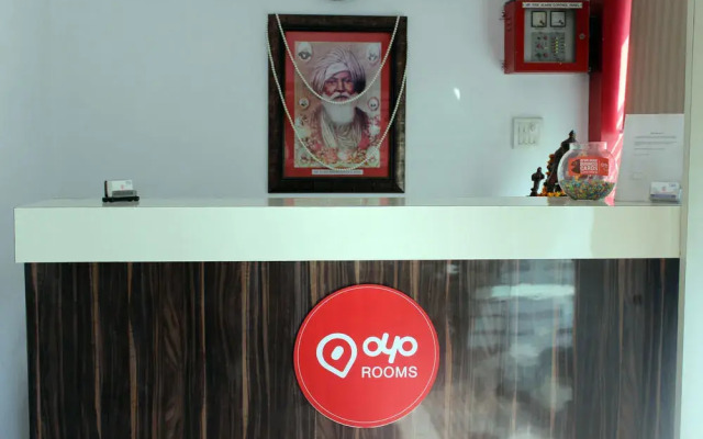 OYO 526 Hotel Asees Inn