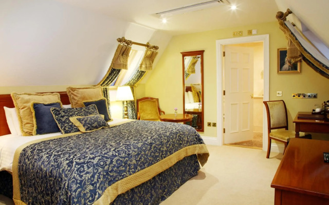 Lough Rynn Castle