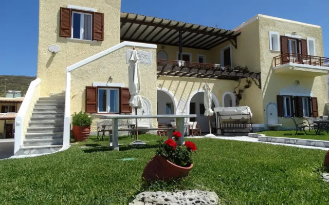 Kionia Apartments
