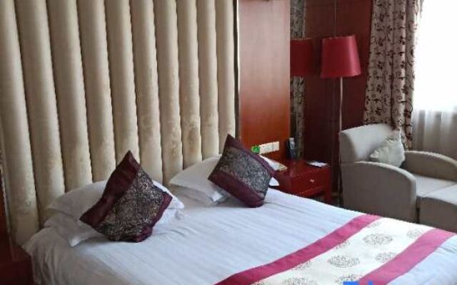 Maxforum Fengguang Hotel
