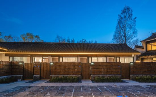 Jiaolu Grange Hotel