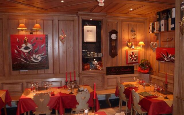 Hotel Restaurant Les Pins