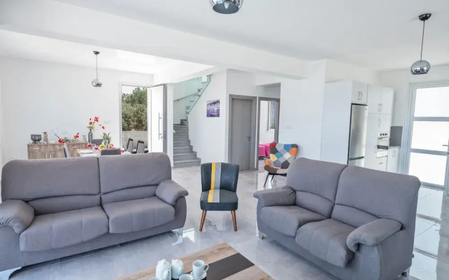 Villa Clea,stunning 4bdr Protaras Villa, Seaviews
