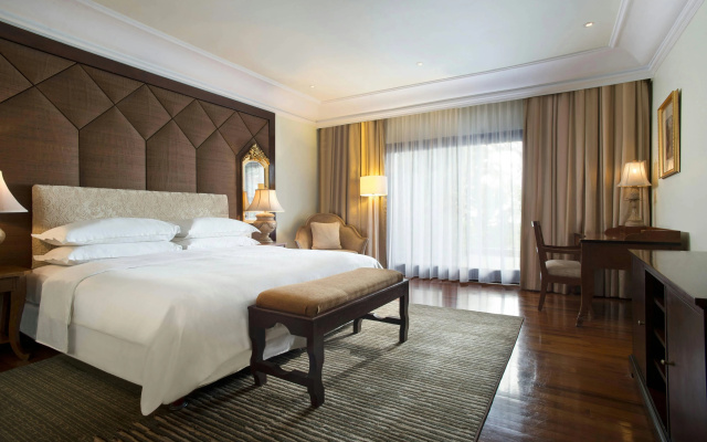 Sheraton Senggigi Beach Resort – Guest Rooms – Senggigi