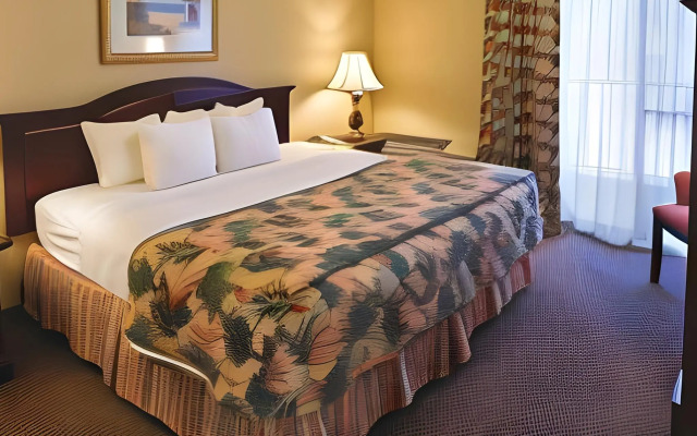 The Breakers Hotel & Suites