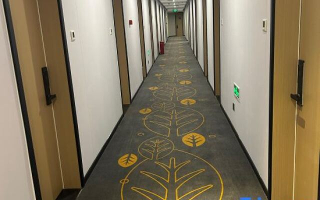 Lihua Town Business Hotel (Beijing Daxing Branch)