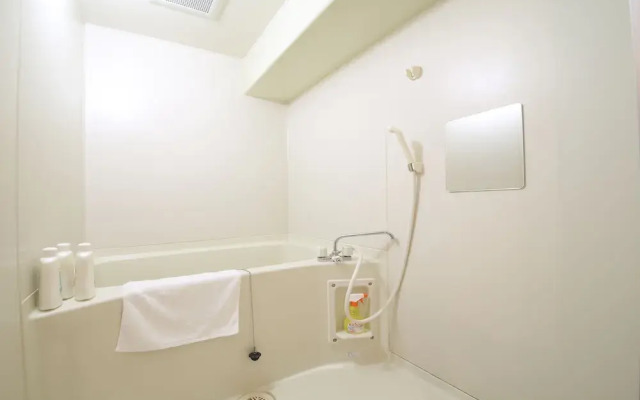 Studio Minamisenba 405