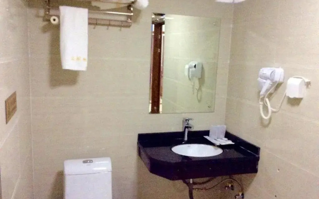 Zhanjiang Nanzhu International Business Hotel