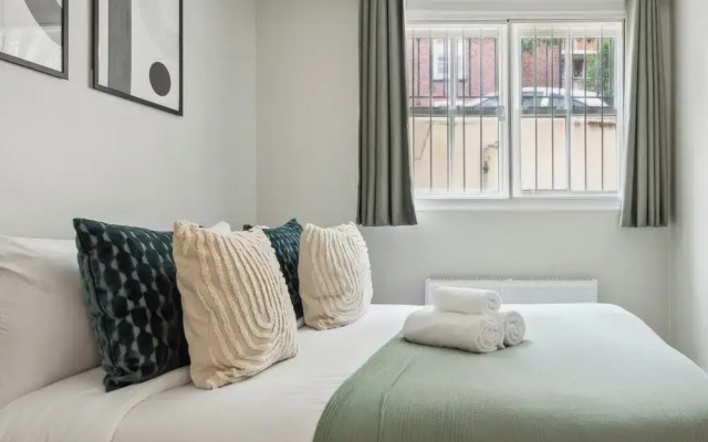 Westminster Charm - 2BR with Style