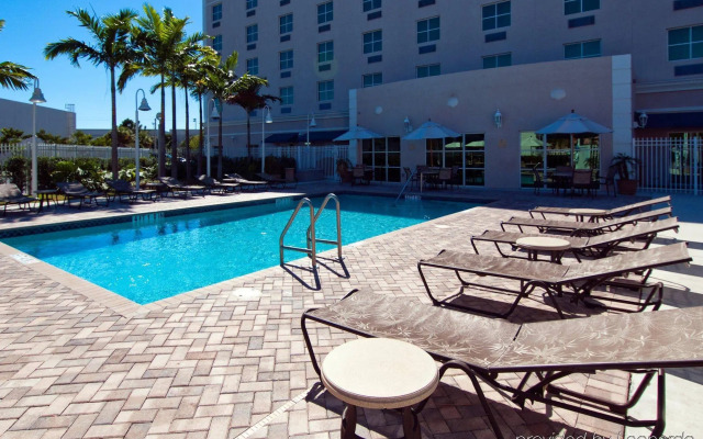 Holiday Inn Express & Suites Kendall by IHG