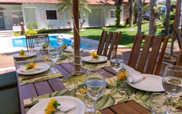 Excelente casa com piscina Armação