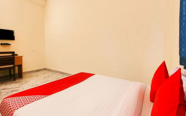 OYO 15391 Flagship Mehdipatnam