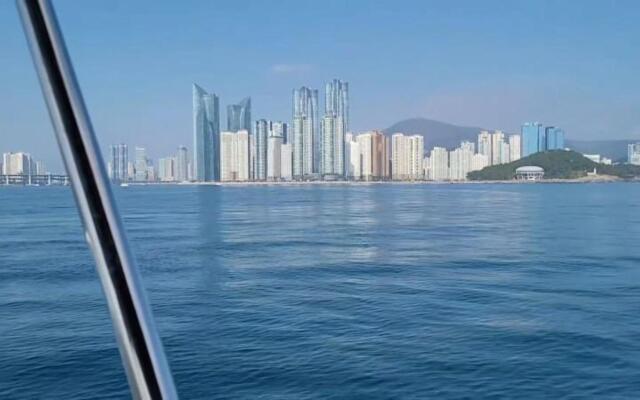 Busan Sea and Yacht Stay
