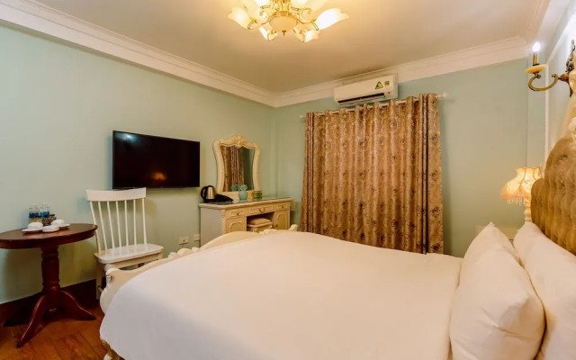 Super OYO Capital O 1173 Le Grand Hanoi Hotel - The Ruby