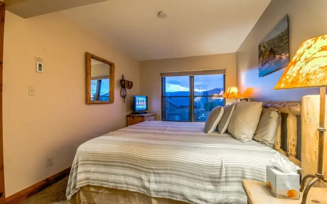Invitingly Furnished3 Bedroom Timber Run 112 In Steamboat Springs