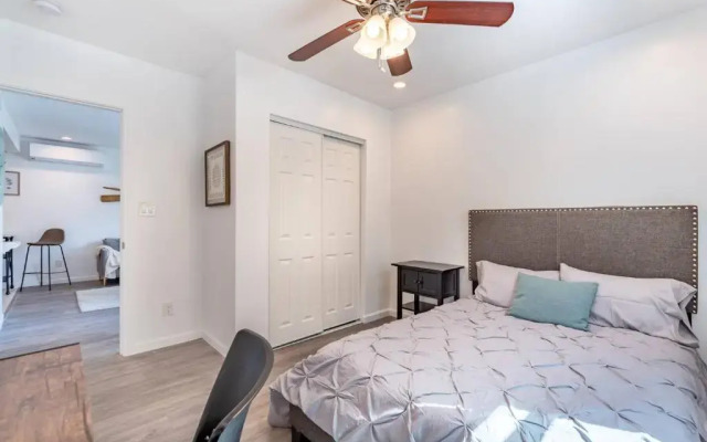 Leighton Campus Apt