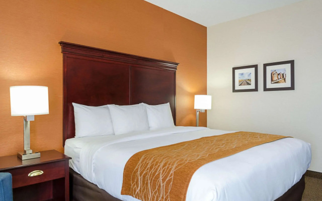 Comfort Inn & Suites Hutchinson