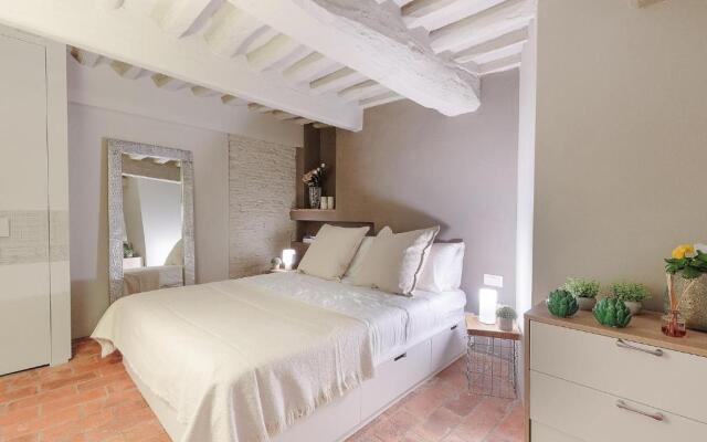 Casa Reds, THE SMART LUCCA APARTMENT SUITE inside the Walls