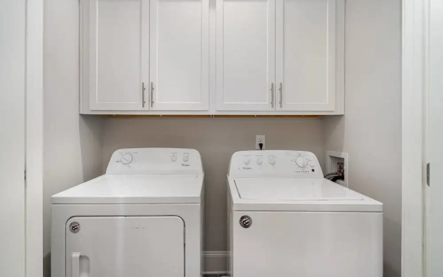 Willow-walk to Centennial Park-5 Mins to Broadway