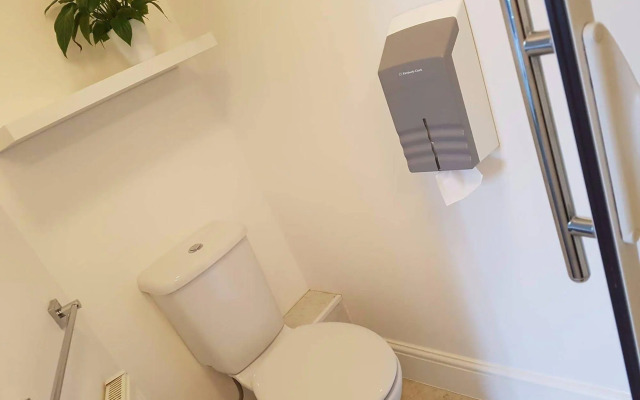 A & B Guest House