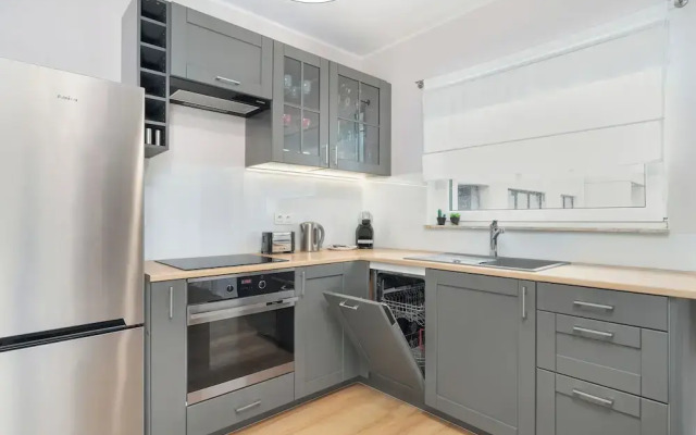 Apartament City View West by Renters