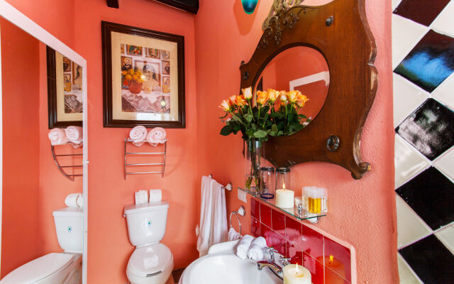 Garlands del Rio Riverside Boutique Hotel