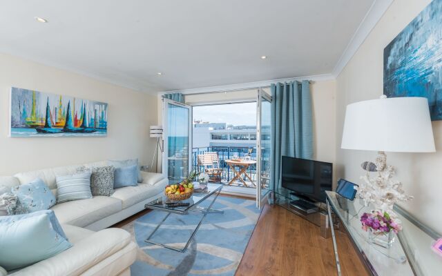 Grand Seaview Apartment