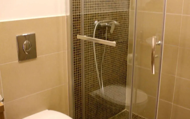 Zafir Apartmanhaz