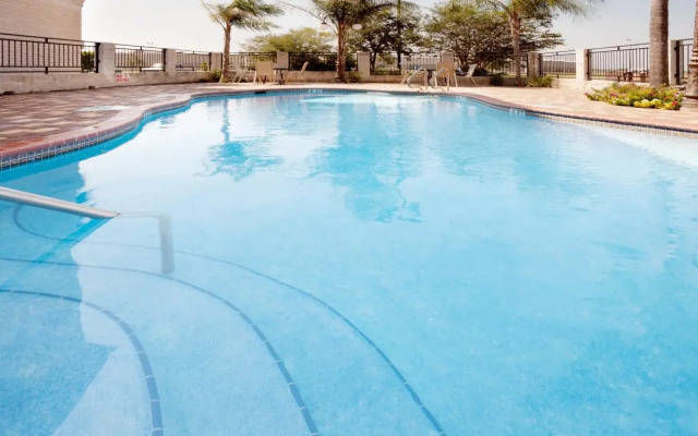 Holiday Inn Express & Suites Alice by IHG