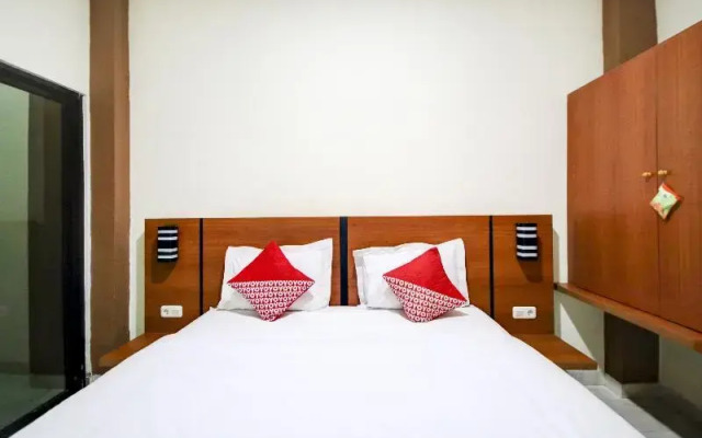 Sean's Residence by OYO Rooms