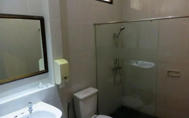 Adisurya Hotel
