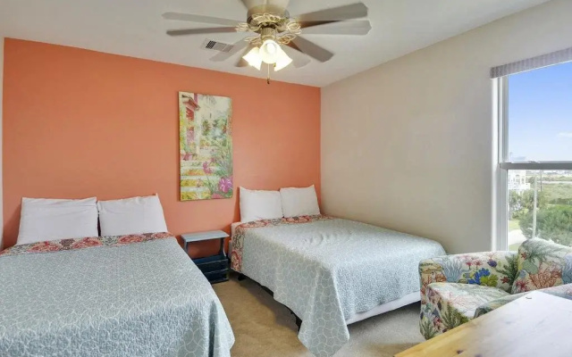 Sunny Beach Sandcastle Cottage by Ryson Vacation Rentals