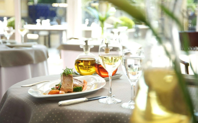 Steigenberger Hotel Der Sonnenhof