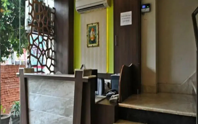 Hotel Mandiram