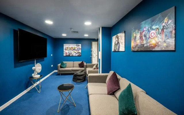 JOIVY Affordable Edinburgh - Adults only