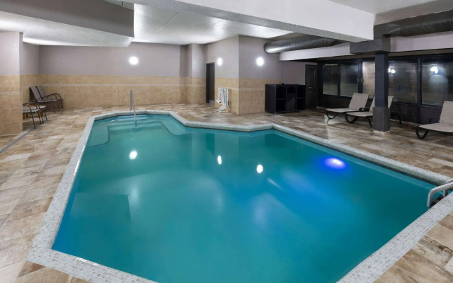 La Quinta Inn & Suites by Wyndham Sevierville / Kodak