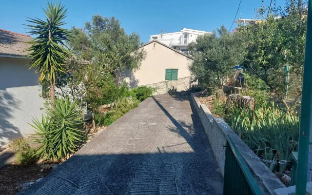 Peaceful & cozy Rest House, 80m from beach