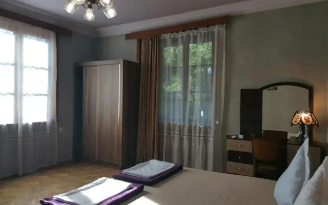 Hostel Is Hostel
