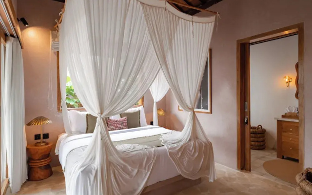 Tebola Joglo Villas