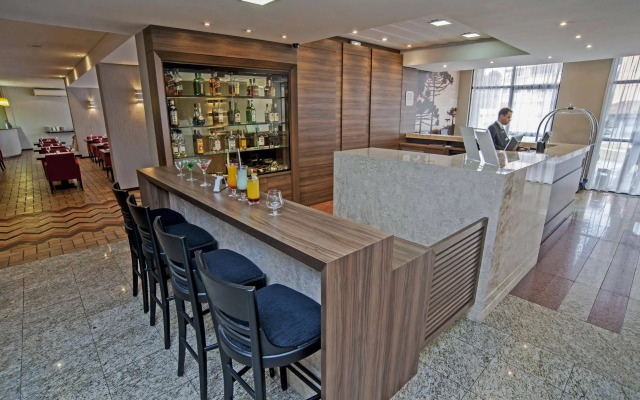 Slaviero Essential Pinhais