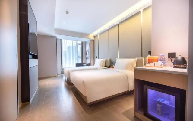 Atour Hotel Zhuhai Gongbei Fuhuali Huanyucheng