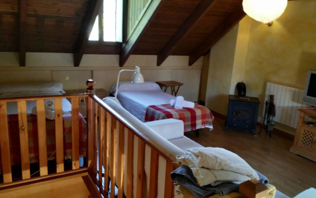 Chalet centro de escarrilla casa 7