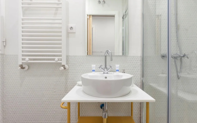 MIT House The Barn69