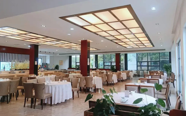 UrCove by Hyatt Shanghai Dishui Lake
