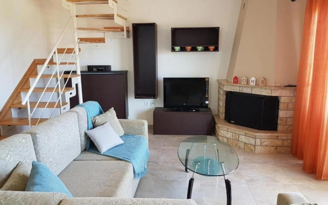 Villa Iris 2 By Travelpro Services