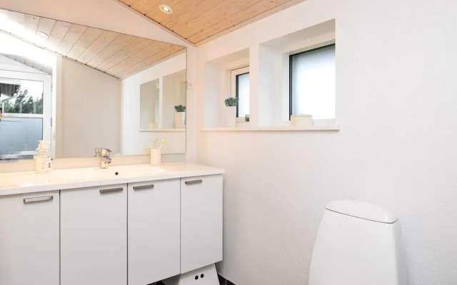 Modernized Seaside Retreat-by Traum