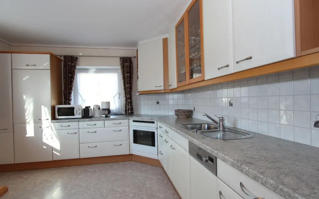 Spacious Chalet near Ski Area in Itter