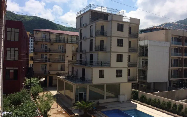 Mgzavrebi Gonio Aparthotel