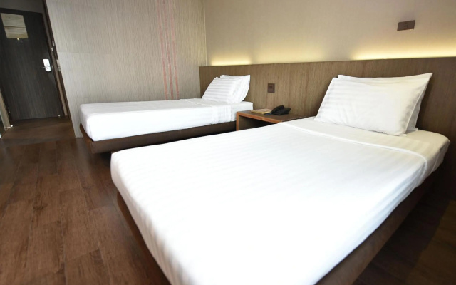 Bangkok City Hotel – Guest Rooms – Bangkok
