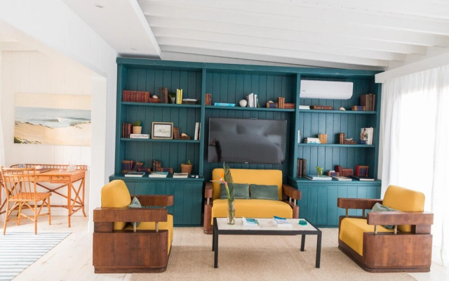 Casa Flor - Adults Only